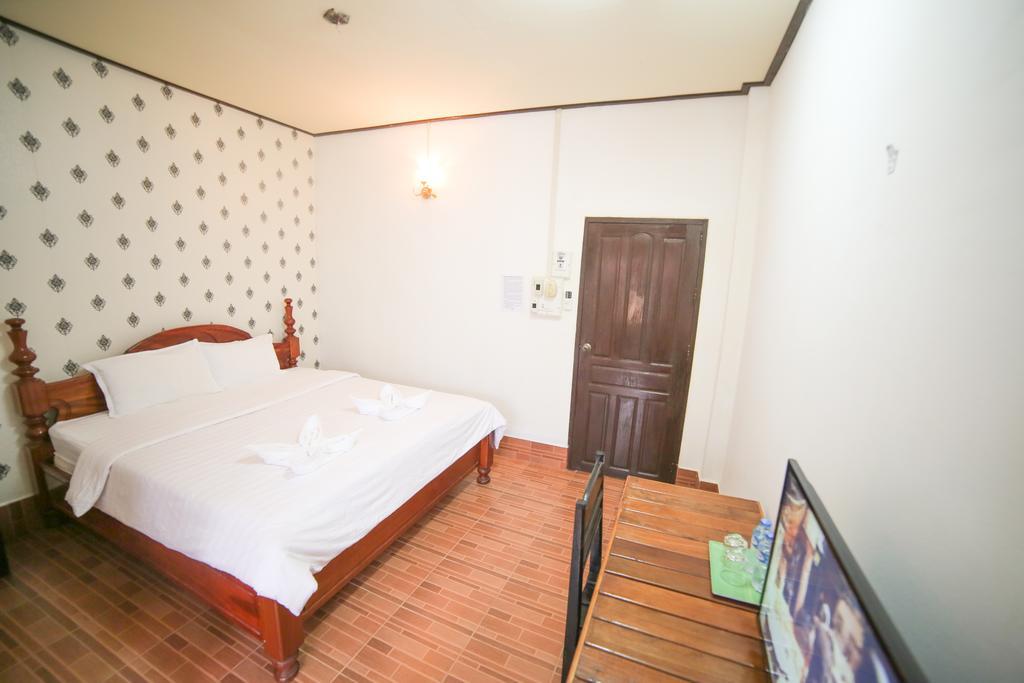Maylay Guesthouse Vang Vieng Exterior foto