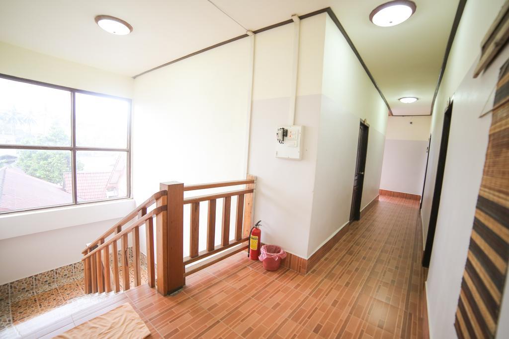 Maylay Guesthouse Vang Vieng Exterior foto