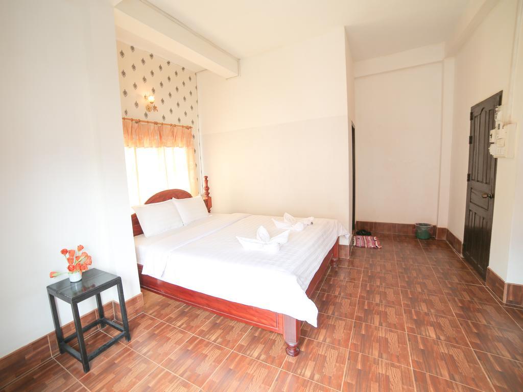 Maylay Guesthouse Vang Vieng Exterior foto