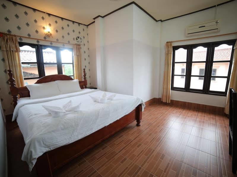 Maylay Guesthouse Vang Vieng Exterior foto